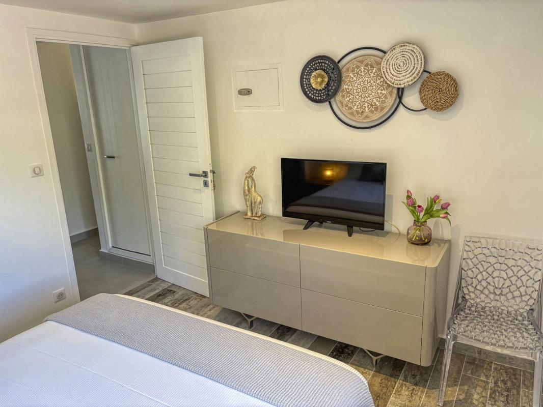 29.Location villa piscine vue mer Saint François Guadeloupe_ Chambre 1